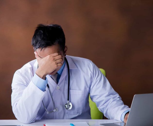 Medical Malpractice Lawsuits concept showing a doctor, patient, medical records, and a courtroom gavel representing healthcare negligence claims.