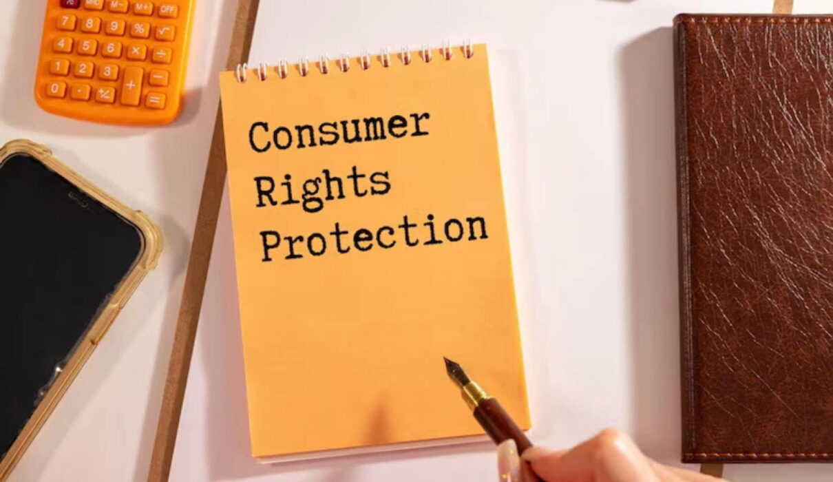 Illustration representing the Crepe Erase lawsuit highlighting legal action, consumer complaints, and skincare advertising claims.