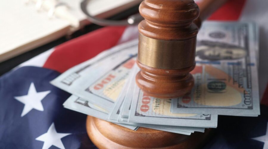 Illustration representing the Torrid discount class action settlement, featuring shopping tags, sale signs, legal documents, and a courthouse symbolizing consumer protection and retail pricing litigation.