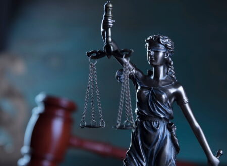What Is Battery in Law illustration showing one person intentionally making unlawful physical contact with another to explain the legal concept of battery.