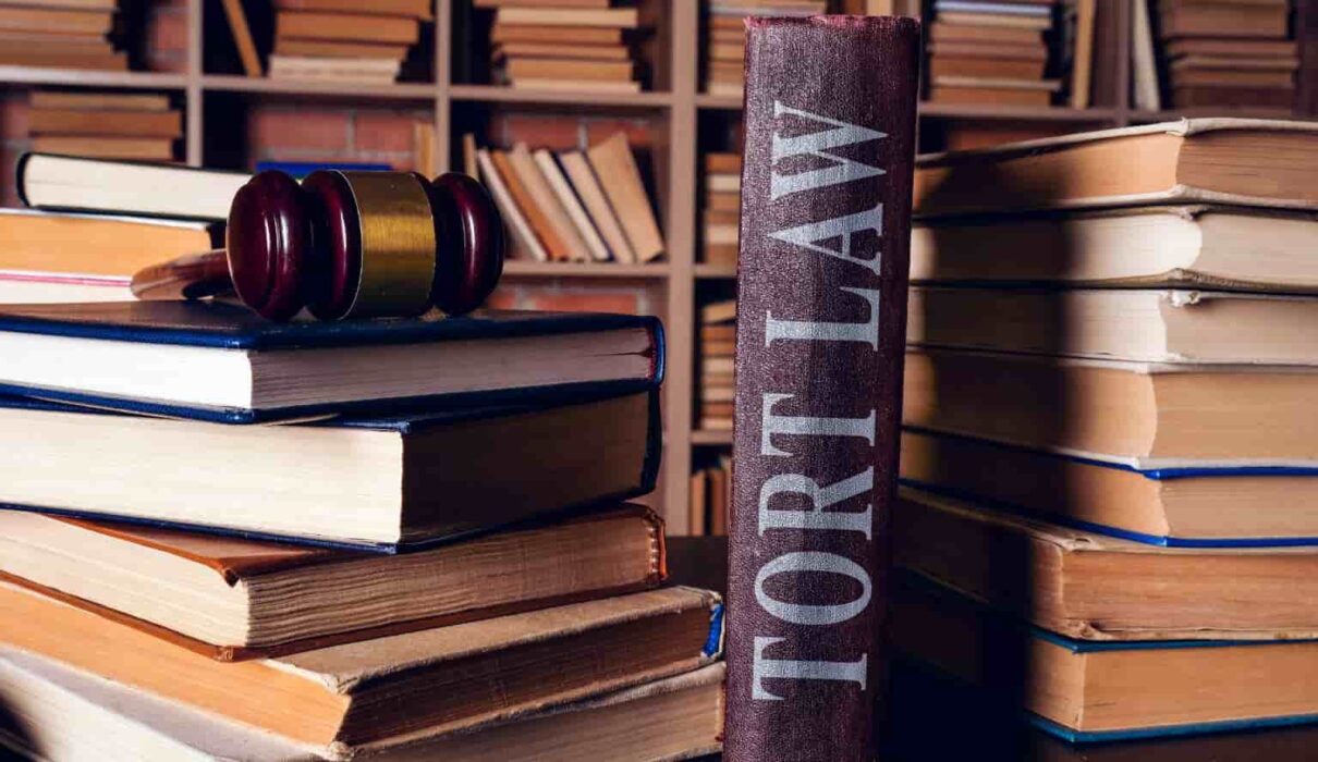 A courtroom-themed illustration representing aggravated battery, showing a violent physical altercation with a judge's gavel, legal documents, and police evidence symbolizing criminal charges.
