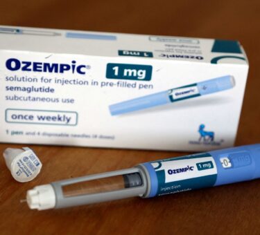 Gavel and Ozempic injection pen representing an Ozempic lawsuit for gastroparesis and injury claims