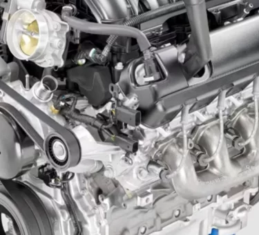 Chevrolet Silverado engine bay showing the 6.2 liter L87 V8 engine tied to the GM V8 engine recall lawsuit