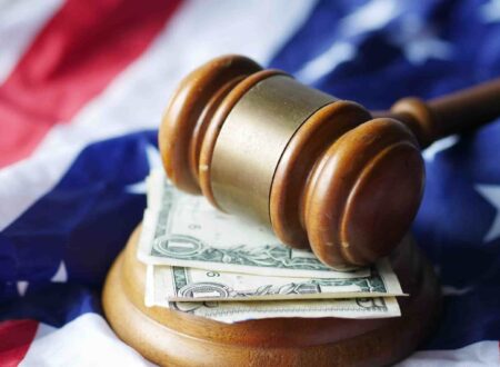 Rael Pads Lawsuit gavel and organic feminine hygiene product packaging representing ongoing consumer litigation.