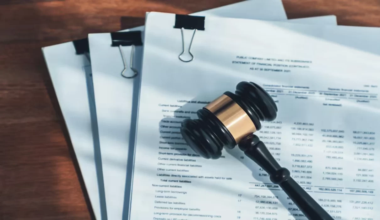 Gavel and law books representing the University of Metaphysical Sciences lawsuit update