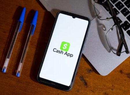 Gavel, scales, and smartphone beside an official settlement notice representing the Cash App lawsuit update